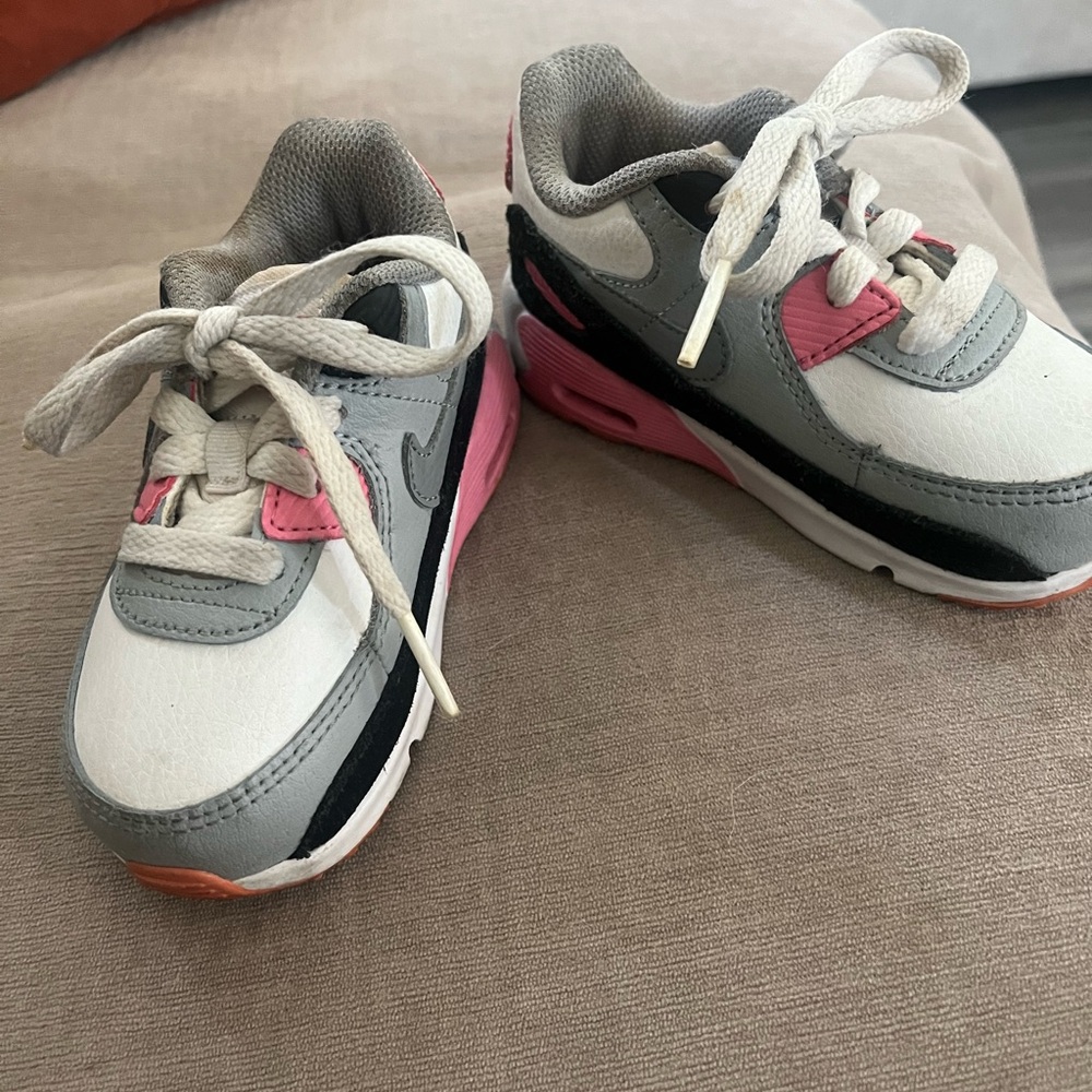 Kids' Nike Air Max 90 Pink and Gray Sneakers
